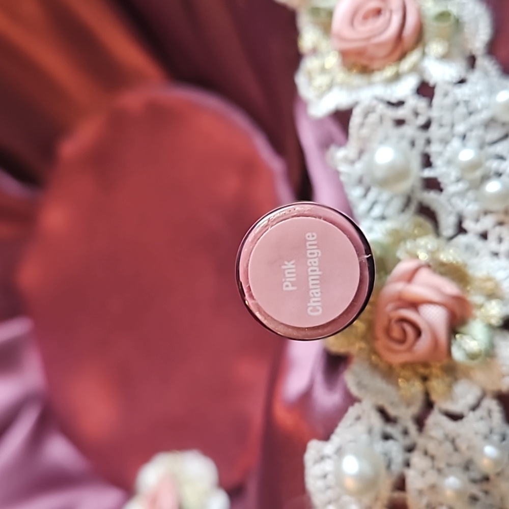 SeneGence LipSense LipColor Pink Champagne Sealed